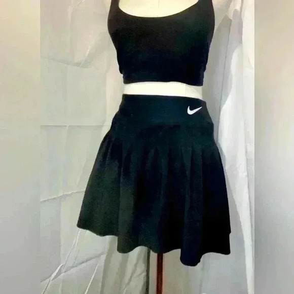 Nike Pants - Nike Black Dri-Fit Court Victory Tennis Skirt Size XS (RARE!)